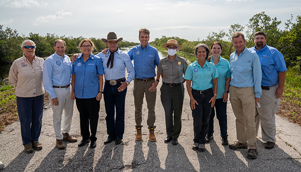 group photo at the old tamiami trail event